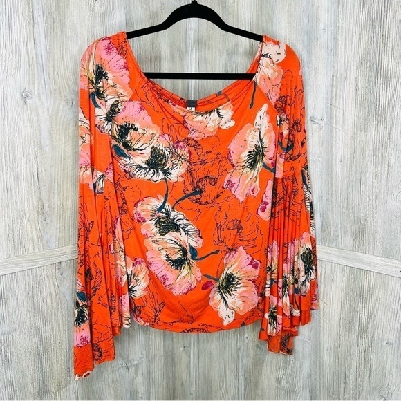 We The Free Printed Birds of Paradise Top - Picture 2 of 7